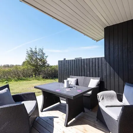 4 Star In Vakantiehuis Løkken